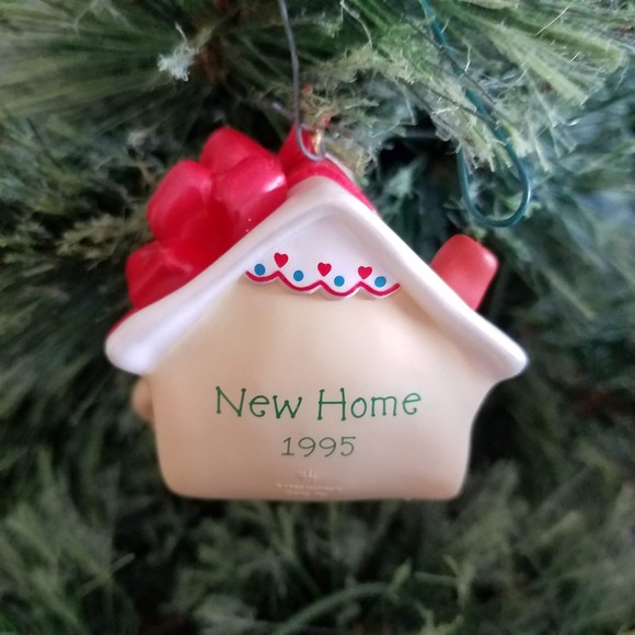 1995 New Home Hallmark Ornament - Picture 2 of 2
